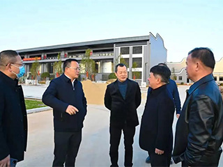 南平市人大主任羅志堅(jiān)走訪調(diào)研福建雙龍戲珠酒業(yè)有限公司